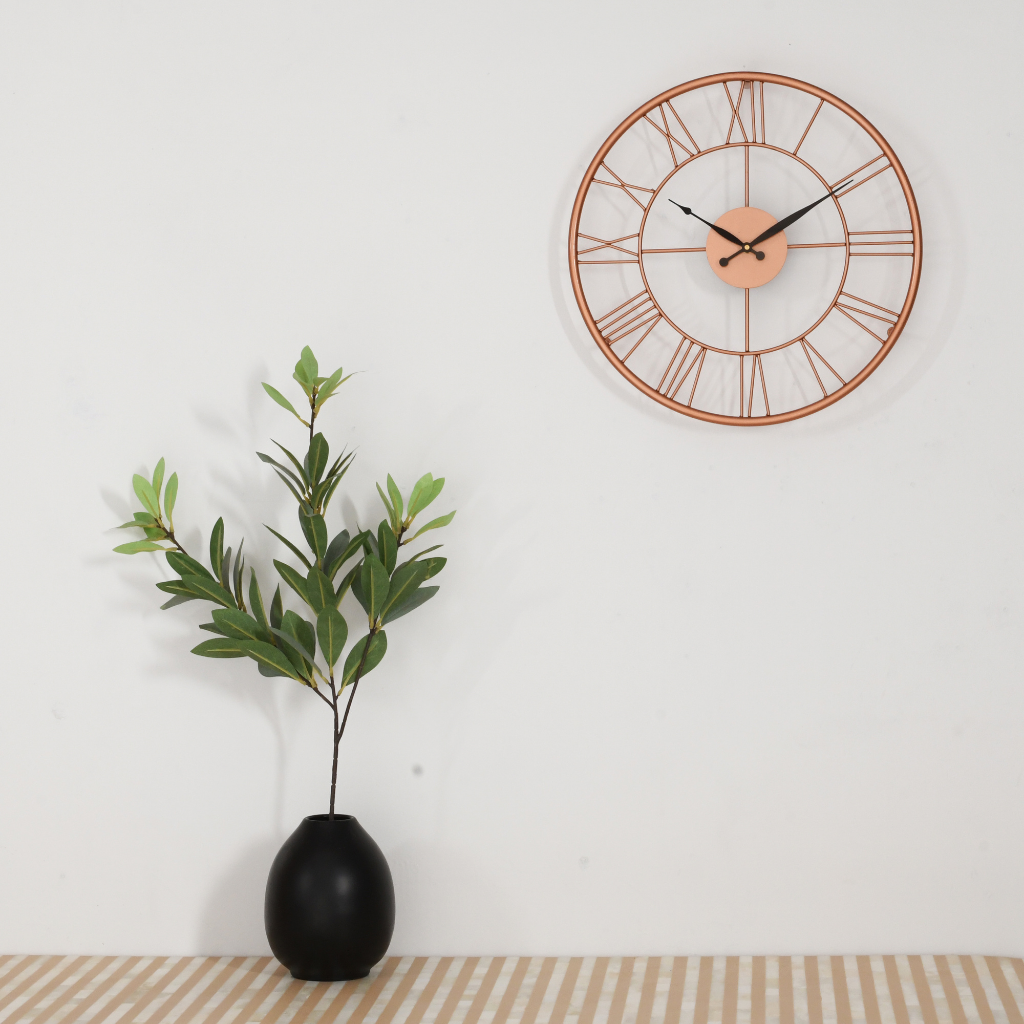 Artypillar Round Classic Iron Wall Clock - 14-Inch