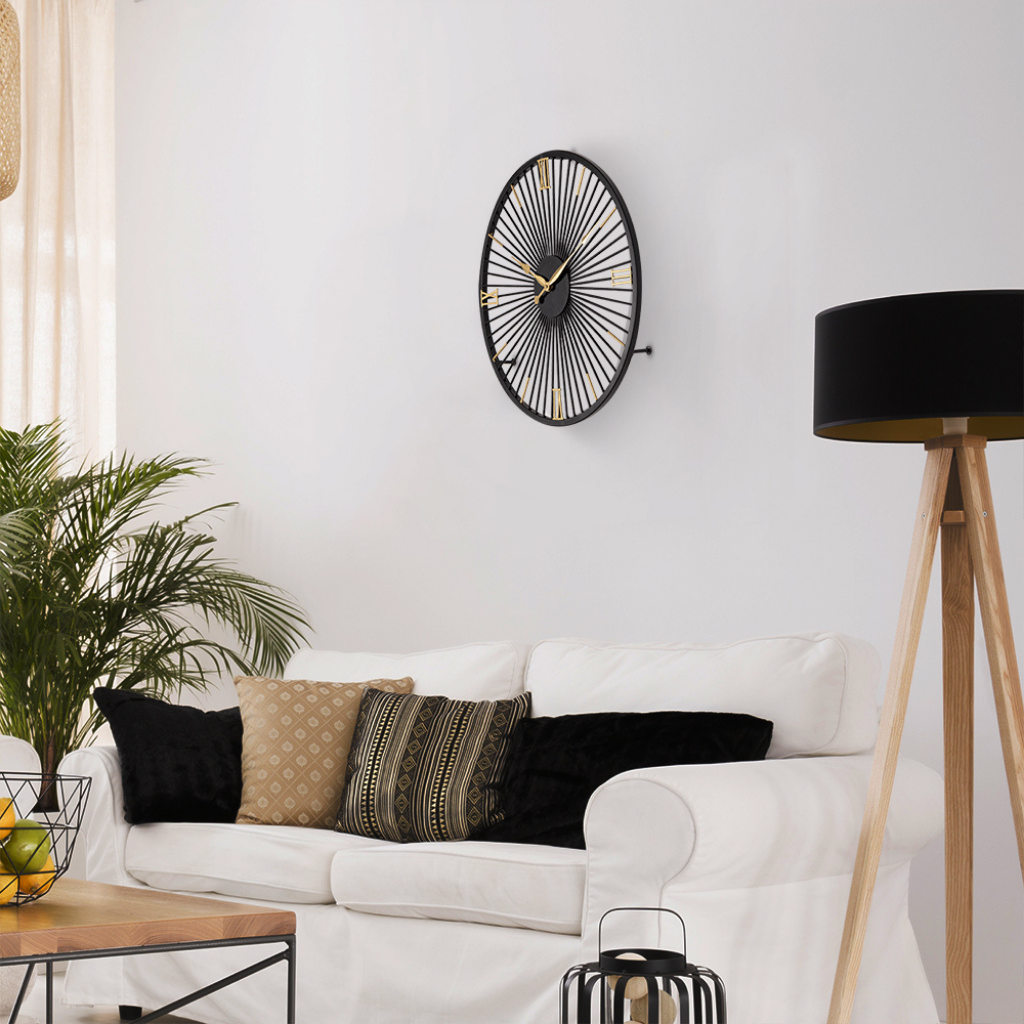 Artypillar Round Classic Iron Wall Clock - 18-Inch